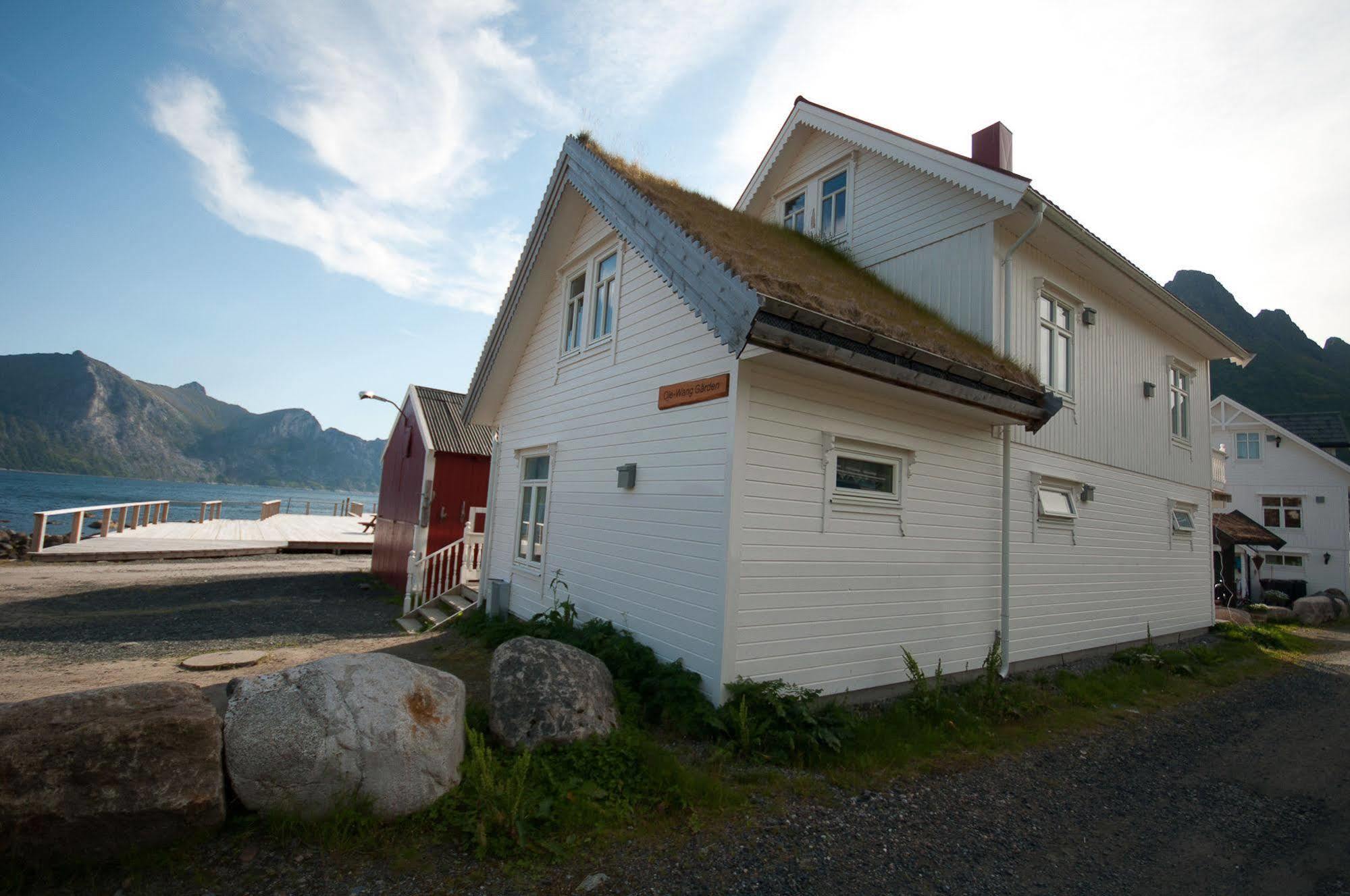 Mefjord Brygge Hotel Tromso Exterior photo